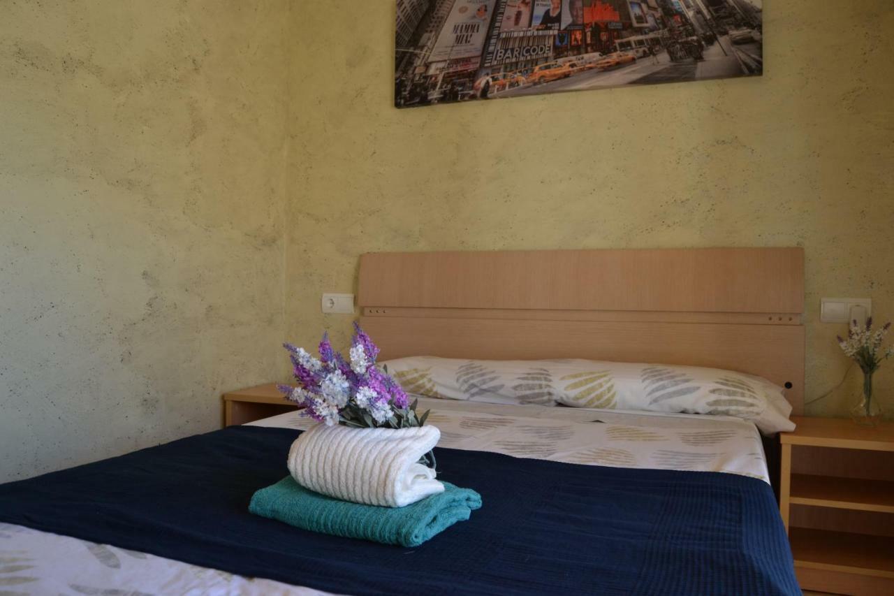 Fabuloso Apartamento Familiar Con Piscina En Salouアパートメント エクステリア 写真