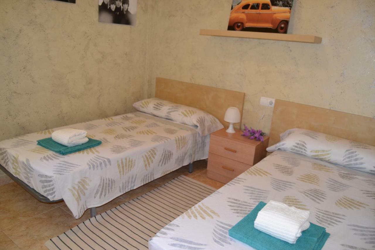Fabuloso Apartamento Familiar Con Piscina En Salouアパートメント エクステリア 写真
