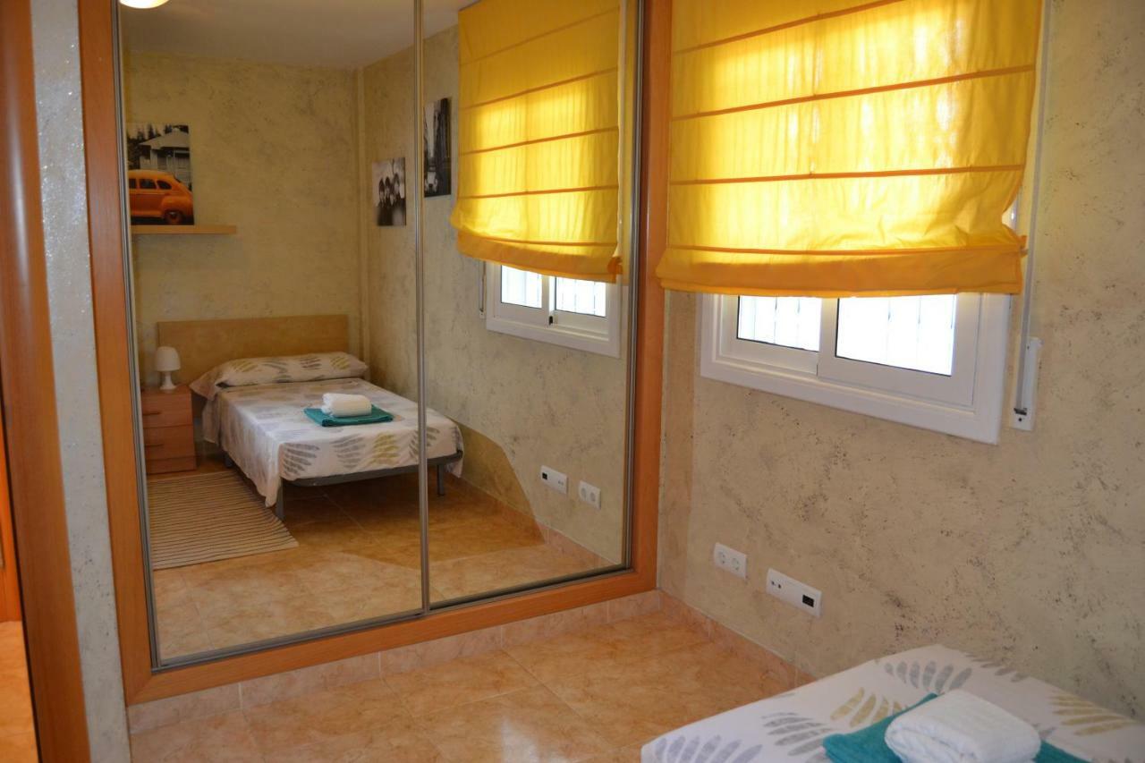 Fabuloso Apartamento Familiar Con Piscina En Salouアパートメント エクステリア 写真