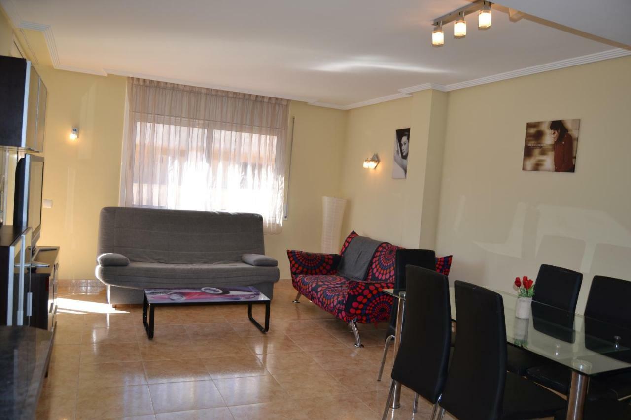Fabuloso Apartamento Familiar Con Piscina En Salouアパートメント エクステリア 写真