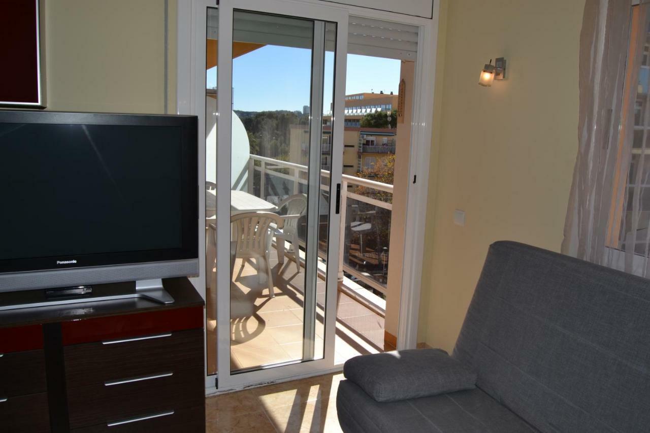 Fabuloso Apartamento Familiar Con Piscina En Salouアパートメント エクステリア 写真